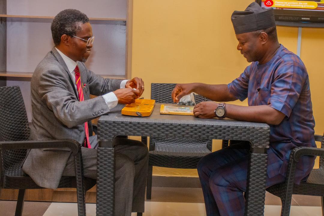 Acting Vice-Chancellor Commissions Projects at Faculty of Social Sciences
