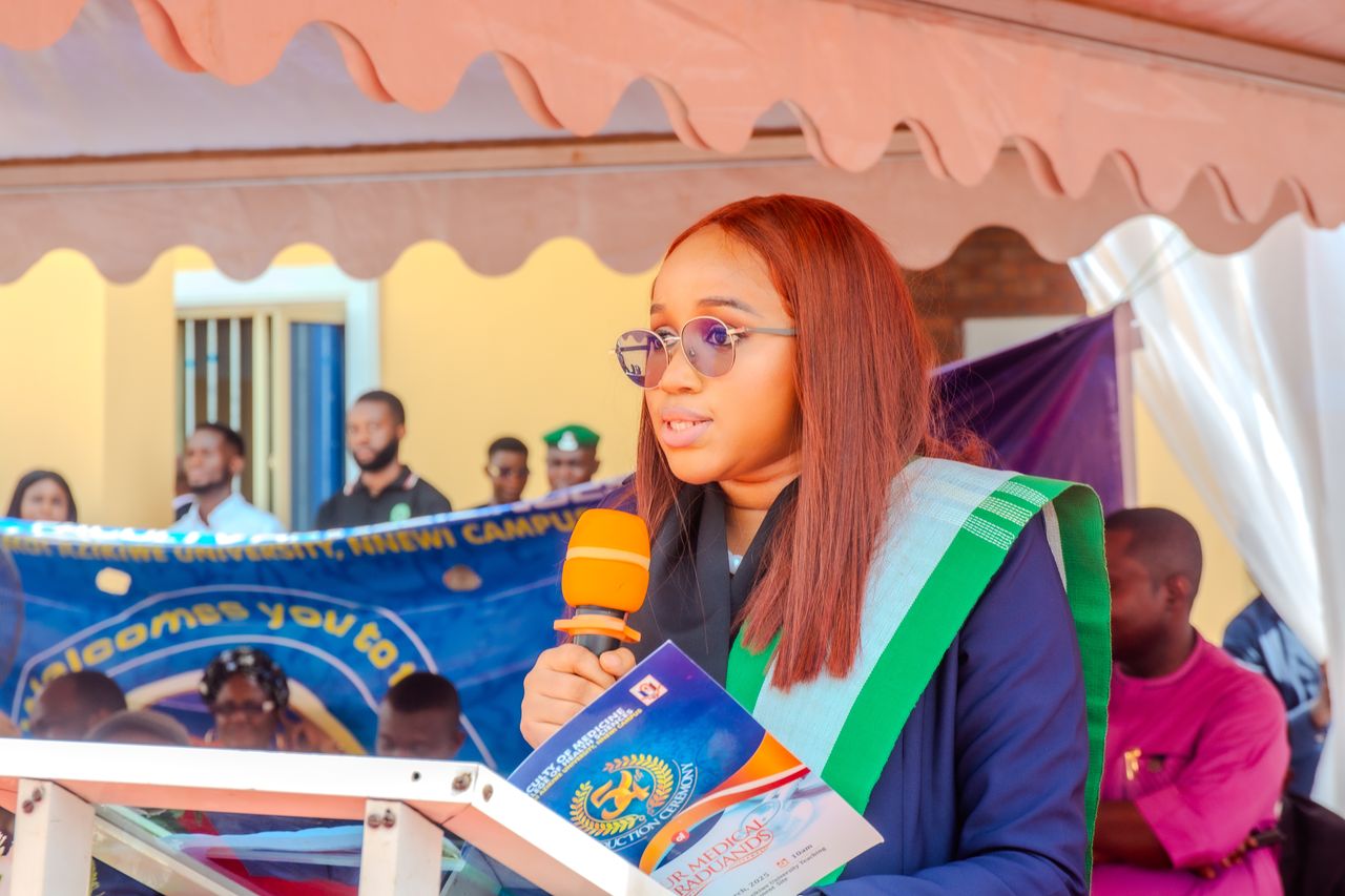 Miss Ezidigwe Onyinye Diana Is The Overall Best Student