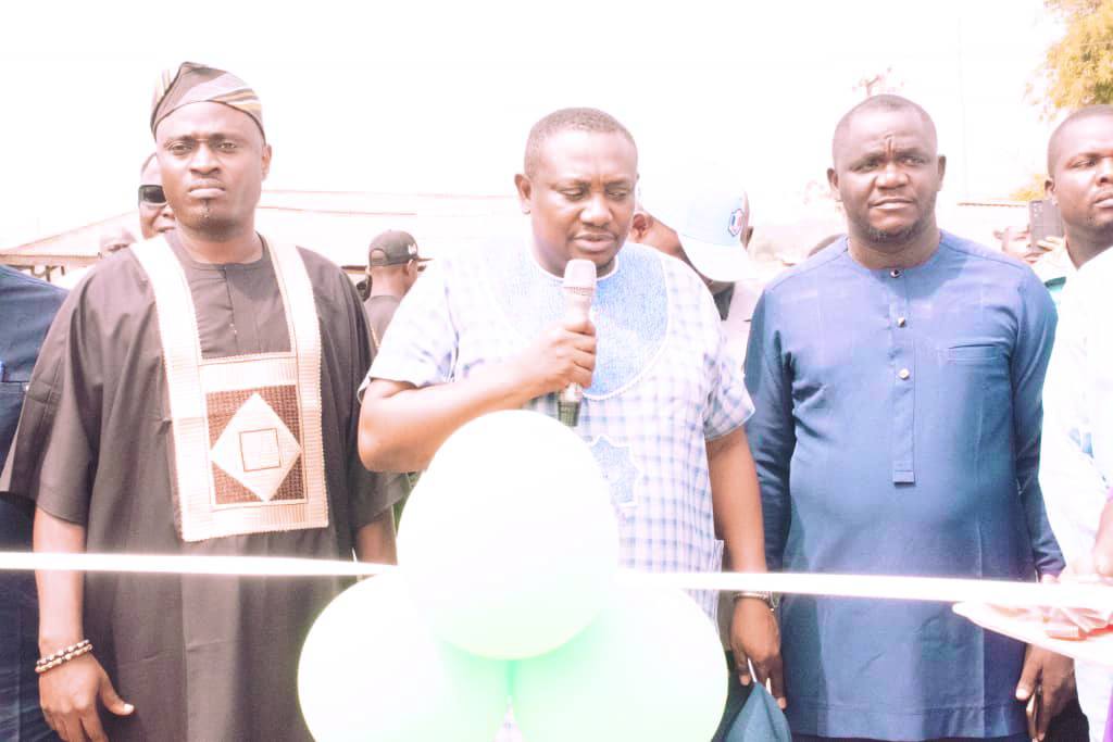 VICE-CHANCELLOR, PROF. UGOCHUKWU STANLEY BOND ANYAEHIE COMMISSIONS UGOKINGS OIL & GAS FACILITY