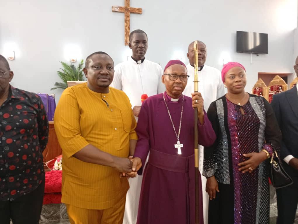 UNIZIK VICE-CHANCELLOR, PROFESSOR UGOCHUKWU BOND ANYAEHIE PAYS COURTESY VISIT TO ARCHBISHOP IBEZIM.